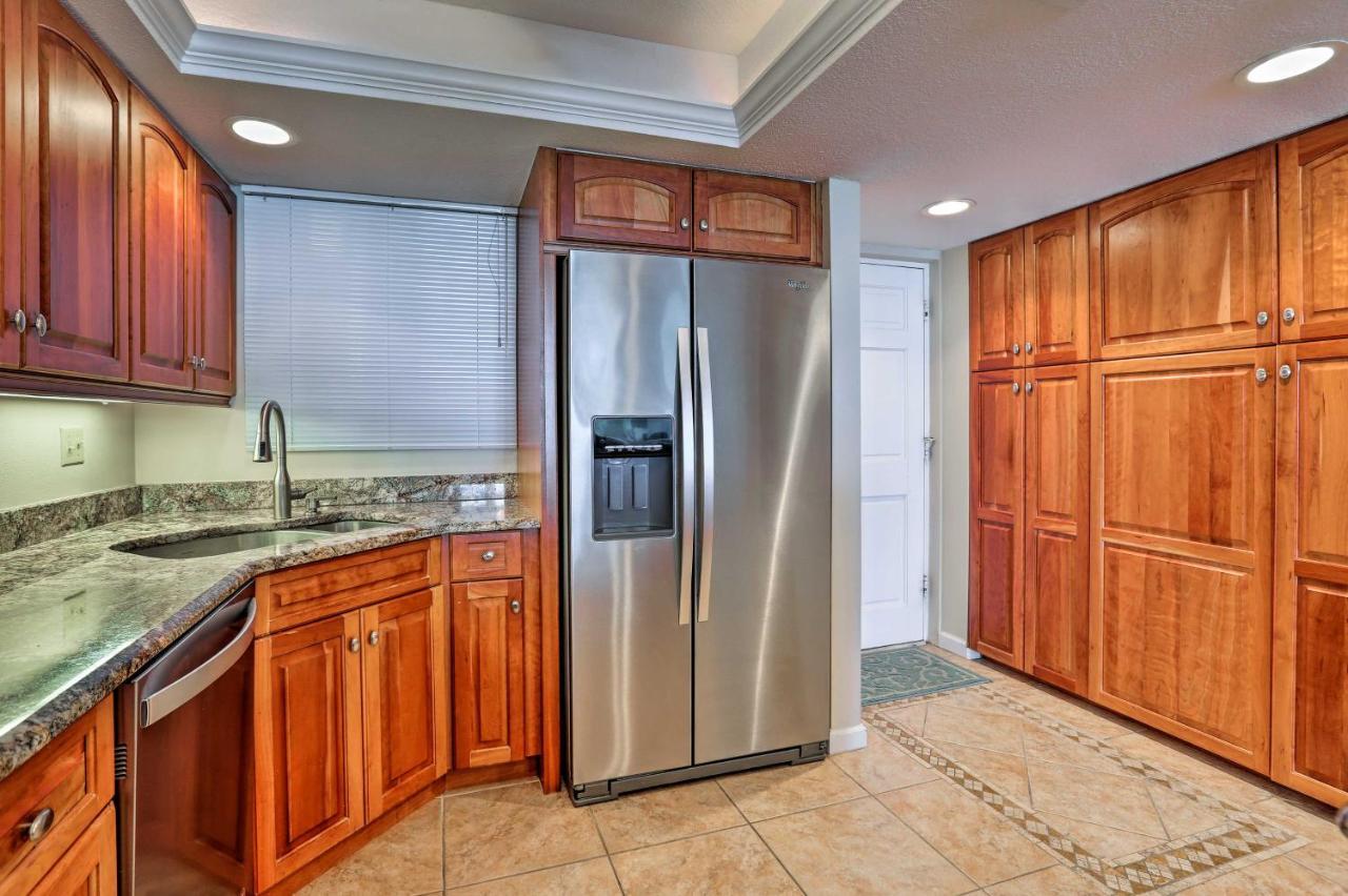 Waterfront Daytona Beach Shores Condo With Amenities Exterior photo